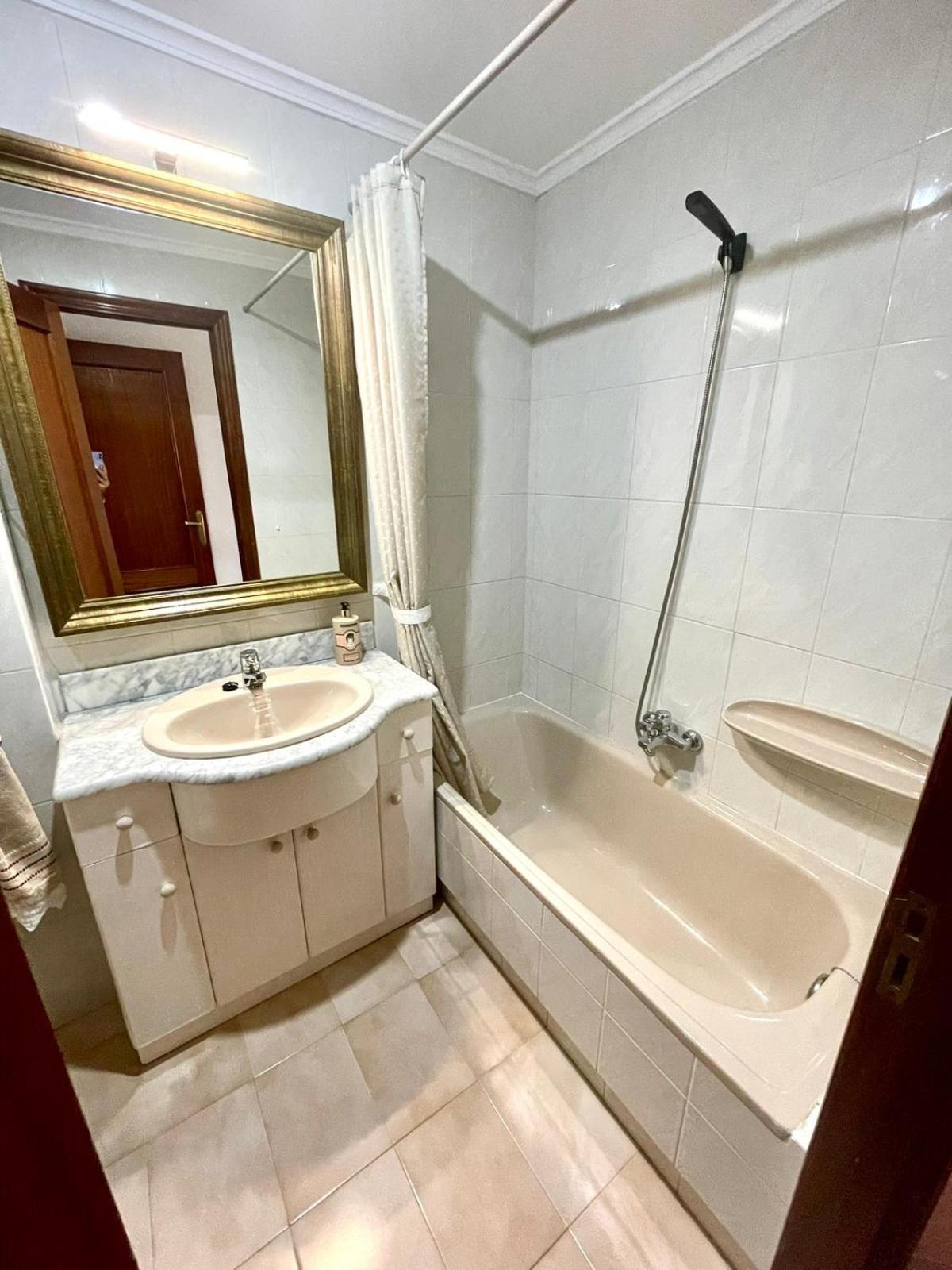 El Piso De Sabina Apartment Santander Ngoại thất bức ảnh